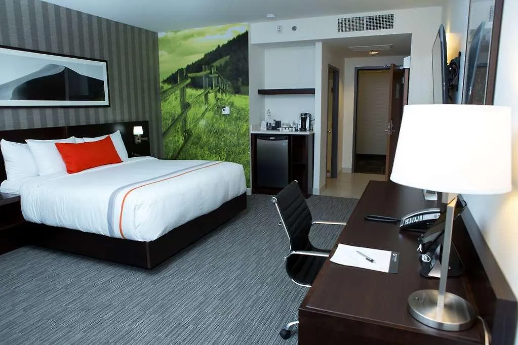 The Grand Winnipeg Airport Hotel By Lakeview