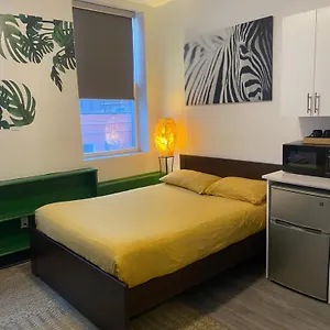Queen Nest Hotel Toronto