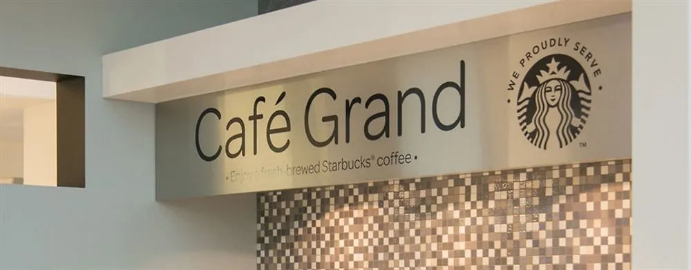 The Grand Winnipeg Airport Hotel By Lakeview